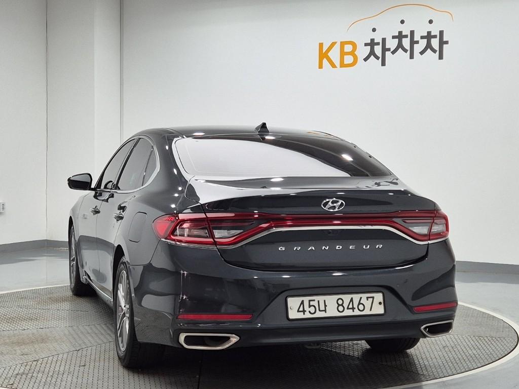 Hyundai Grandeur IG 2.4 GDI premium 2017 — фото 2