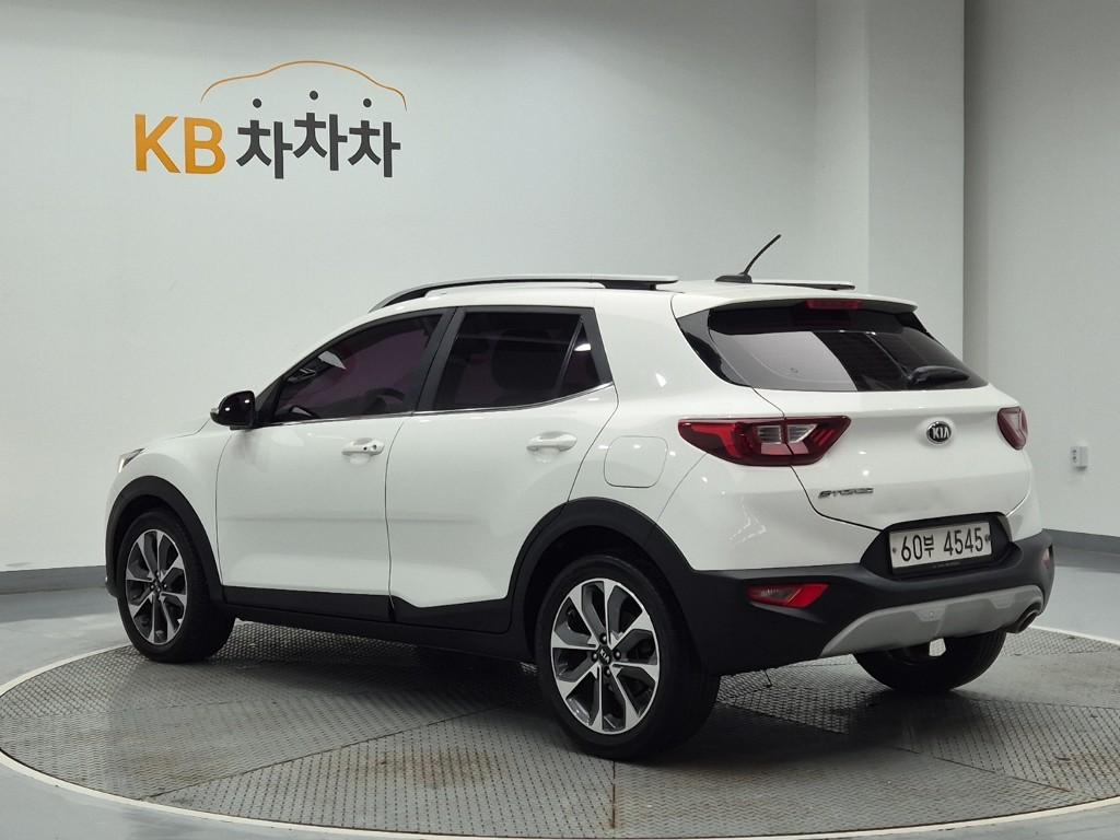 Kia Stonic U2 1.6 diesel Prestige — фото 2