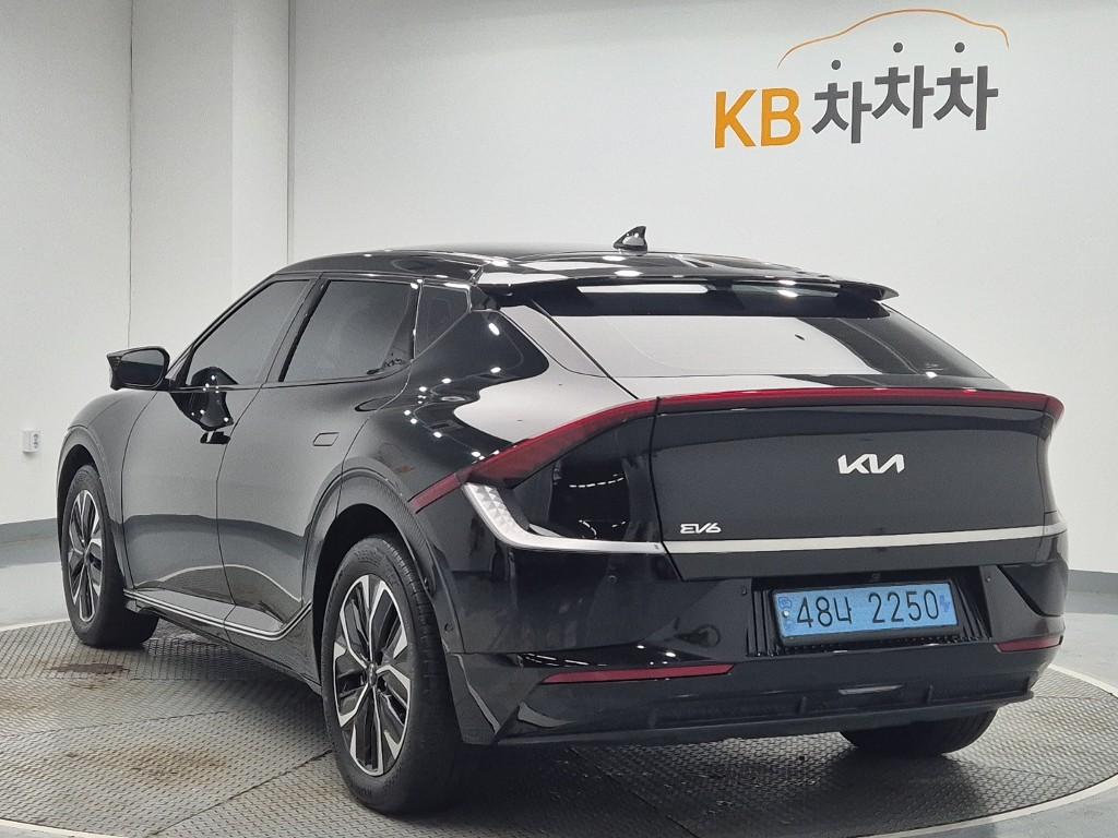 Kia EV6 Long Range 2WD earth — фото 2