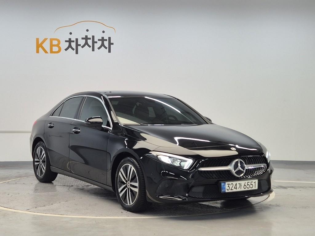 Mercedes-Benz A Class (4Gen) A220 sedan — фото 4