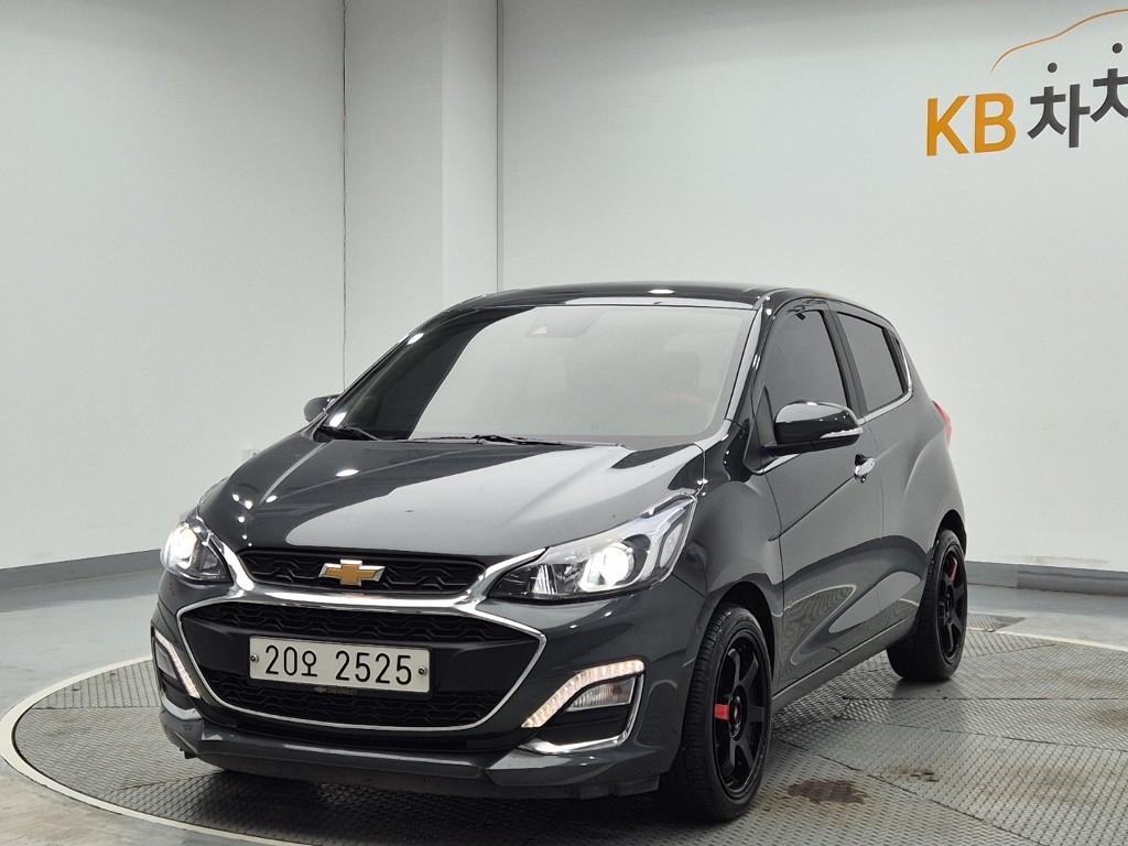 Chevrolet The New Spark Premier