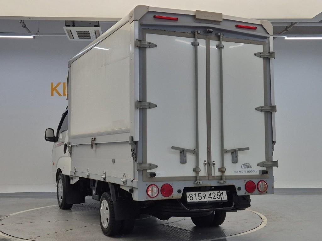 Kia The New Bongo 3 (Cargo) Wingbody Manual — фото 2